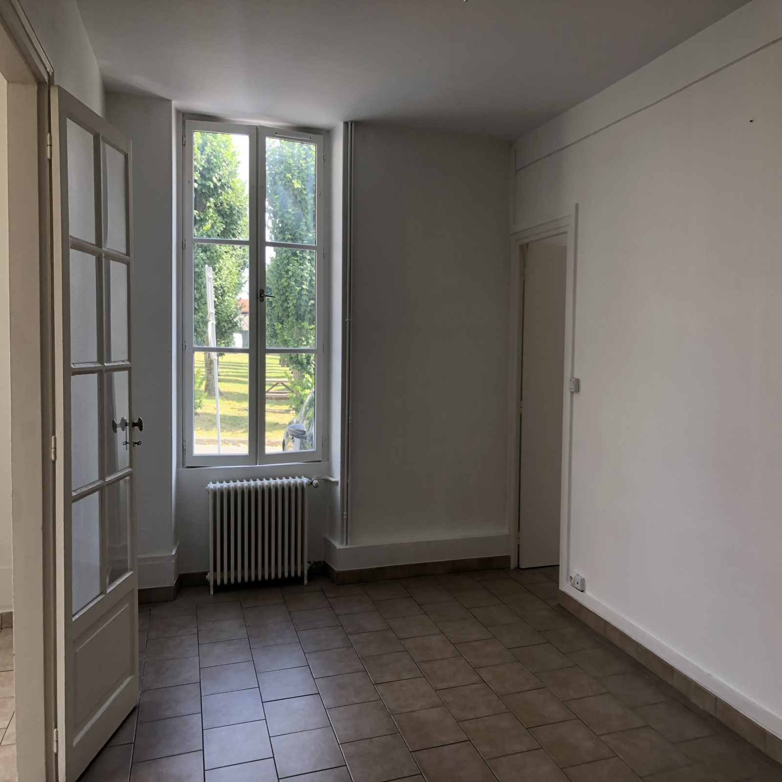 Image_4, Appartement, Mont-l'Évêque, ref :L950005562